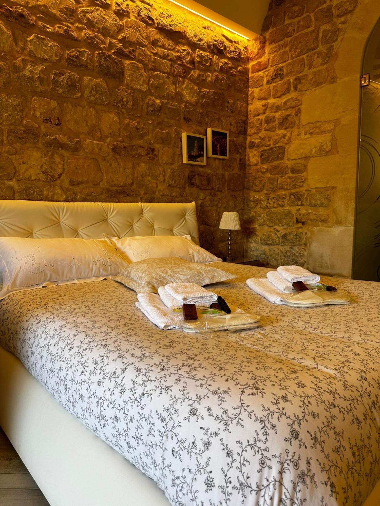 Casa Vacanze Modica Charme Esterno foto